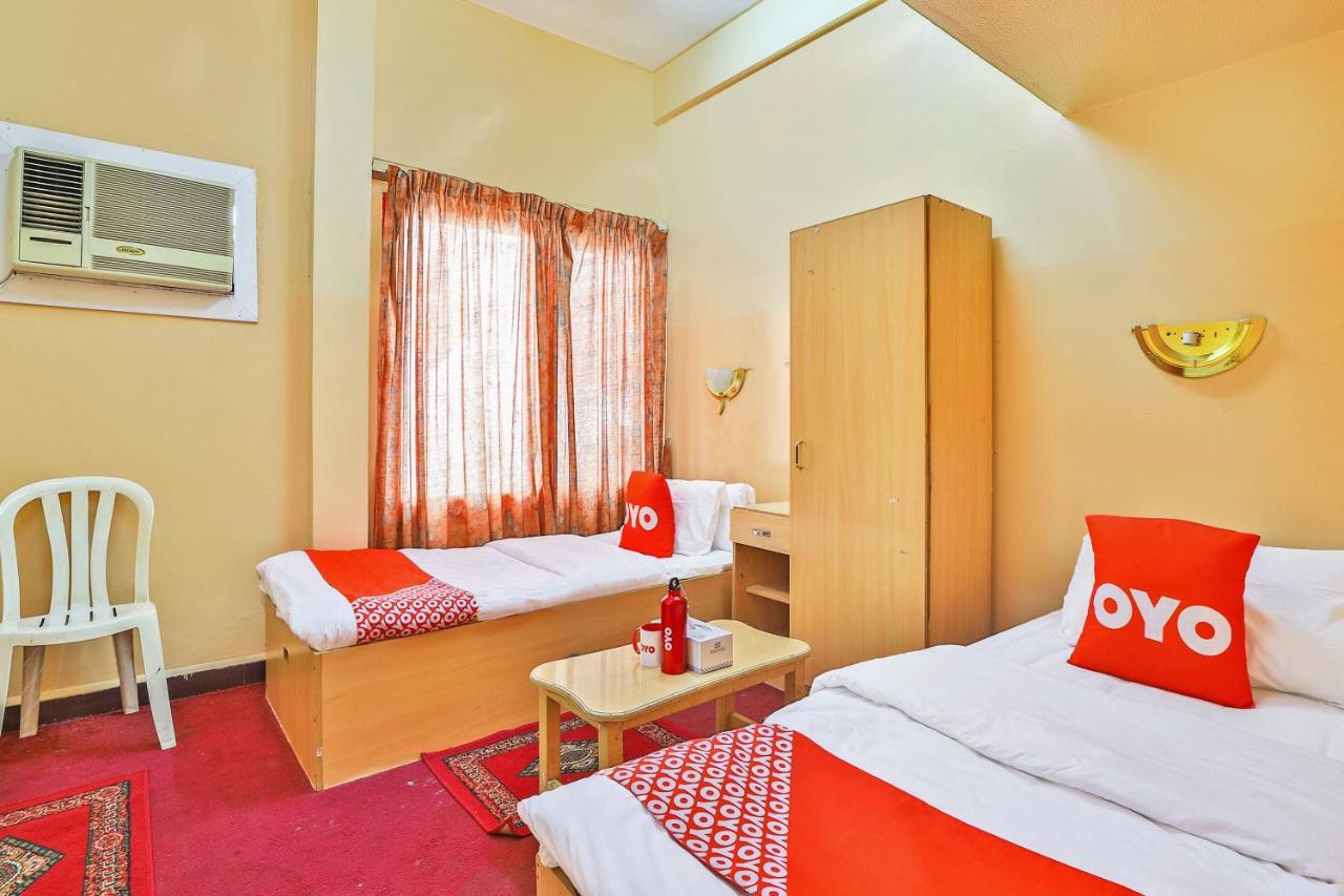 Oyo 393 Al Wehda Hotel Dubai Exterior foto
